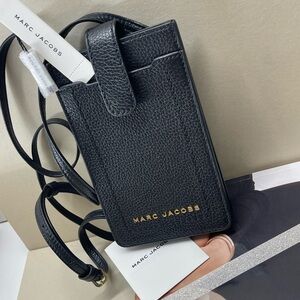 (new+tag) Marc Jacobs phone full leather crossbody fit iphone pro max